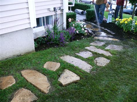 This is a more traditional way to lay stepping stones in mulch, to create either a functional or decorative path through a backyard or. Building a Stone Walkway | DIY