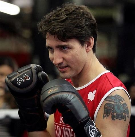 7 858 558 · обсуждают: Justin Trudeau Height, Age, Wife, Children, Family ...