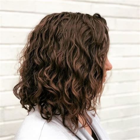 If you have thin curly hair, it can be a struggle to amp up the volume. 100 Cute & Easy Hairstyles for Shoulder Length Hair