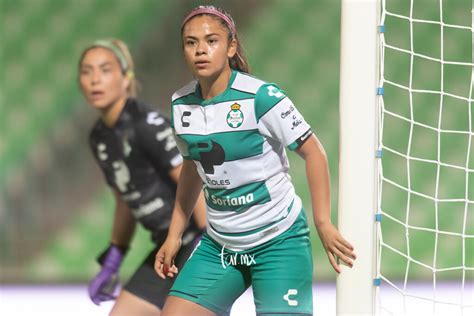 Cruz azul video highlights are collected in the media tab for the most popular matches as soon as video appear on video hosting sites like youtube or dailymotion. Aidé Pérez, Santos vs Cruz Azul jornada 10 apertura 2019 ...