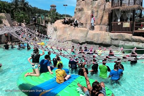 Go wet waterpark merupakan salah satu tempat wisata di bekasi yang sedang banyak diminati. Anizara Online Shop..: WET WORLD SHAH ALAM + WET WORLD AIR ...