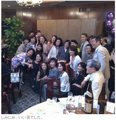 Последние твиты от 前澤友作┃お金贈りおじさん (@yousuck2020). 日本ドラマ界の生ける伝説! 石井ふく子の誕生パーティーに ...