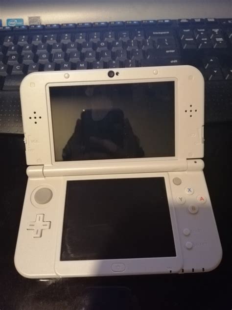 New Nintendo 3ds Xl Pearl White Video Gaming Video Game Consoles