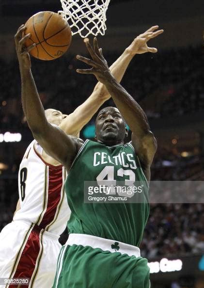Kendrick Perkins Of The Boston Celtics Tries To Get To The Basket News Photo Getty Images