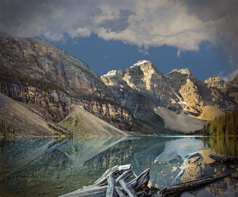 Lake Mountains Trees Landscape Lake Moraine Canada Alberta