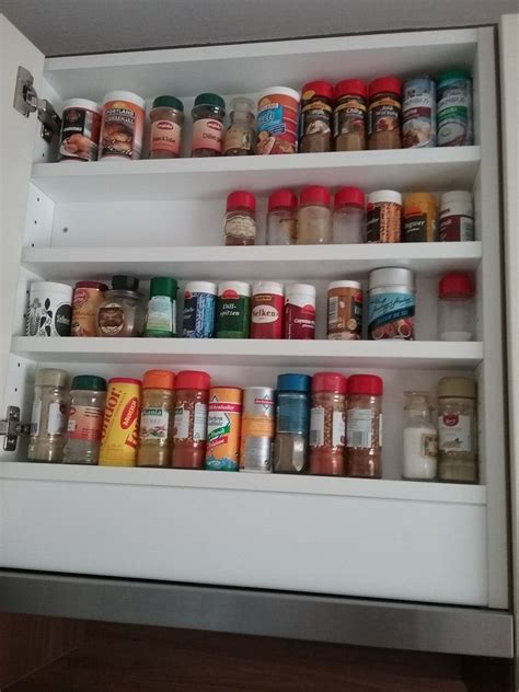 Eine dunstabzugshaube sorgt für sicherheit und saubere luft in der küche. In der Küche keinen Platz verschenken. Im Schrank verbirgt ...