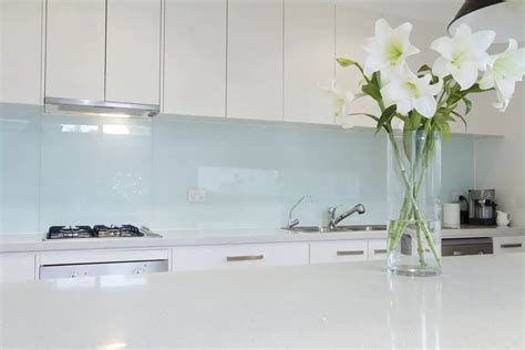 How To Fit A Glass Splashback In 2 Easy Methods Snact