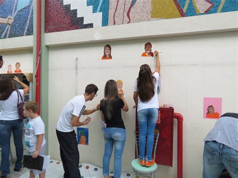 A escola, depois da família, é o primeiro grupo social a que pertencemos. Dia da Família na Escola promove integração entre pais, alunos e professores | O Município
