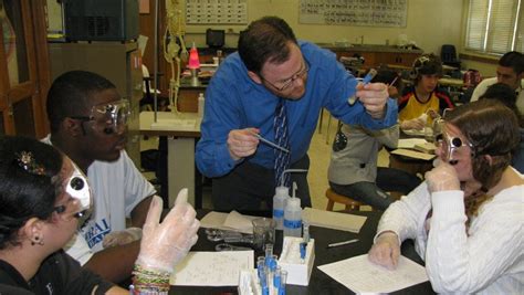 Forensics Class At Lee High School Igniting Interest In Science