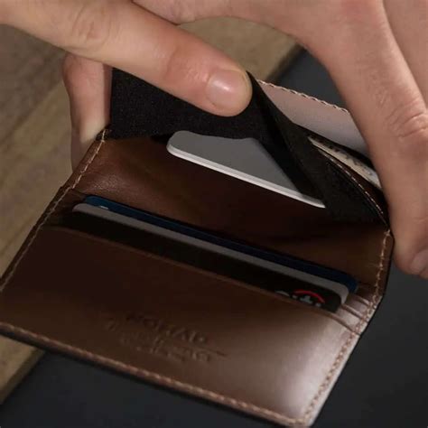 5 Ingenious Wallets With Hidden Compartments