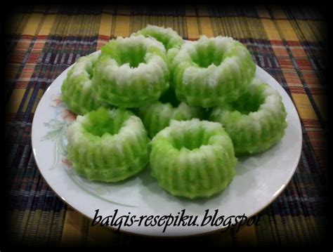 Hari ni ariana nak share dengan korang semua resepi kuih tradisional iaitu kuih puteri ayu atau juga dikenali sebagai kuih seri ayu. Kuih Seri Ayu Kak Ani