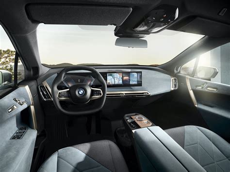 It even features a panoramic sunroof which would make it airy and less claustrophobic, too. BMW iX to Use Bespoke EV Architecture -- Will be the Only ...