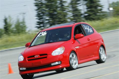 Order hyundai accent tires online. Miss Suzanne's 2007 Hyundai Accent SR | Tiburon | Accent ...