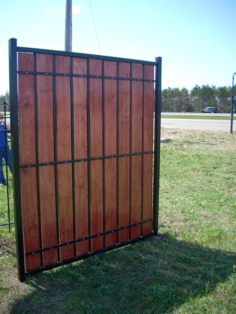 Wood fence options at a better fence company, we take pride in our work and have a high attention. Metal and Wood Privacy Fence | Our newest privacy fence ...