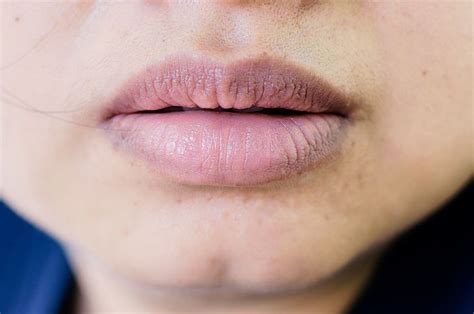 Lipstik Bisa Nganggur Kalau Semua Tahu Cara Bikin Bibir Gelap Jadi