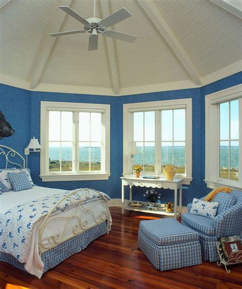 Isn't it perfect for a beach cottage? Beach House Interior And Exterior Design Ideas (48 Pictures)