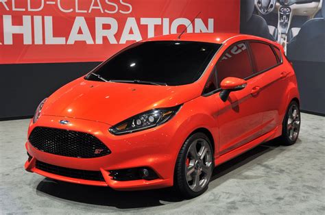 Silahkan hubungi salah satu nomor yang telah kami sediakan berikut. Ford Fiesta ST Concept Is A Five-Door Street Tough | We ...