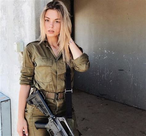 hot israeli female soldiers