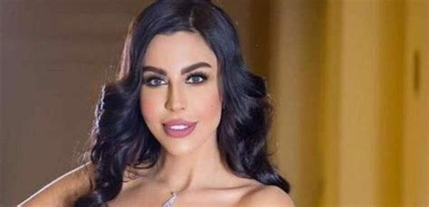 كانت شيحة قد نشرت قبل أسبوعين صورة لها مرتدية غطاء على الرأس مع زوجها معز مسعود وكتبت تحتها أخيرا لقيت التوازن. ليلى اسكندر تنفعل على متابعة: طهري لسانك قبل ما تجيبي سيرة ...
