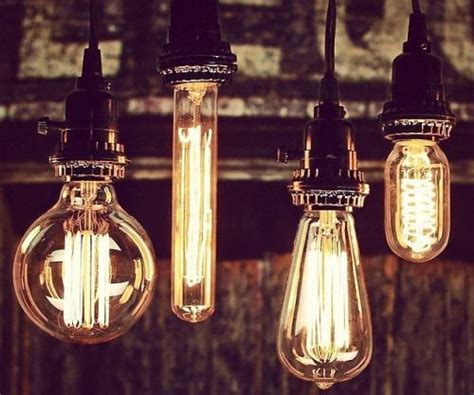 Vintage Style Light Bulbs Give The Home A Quaint Antique Bulbs