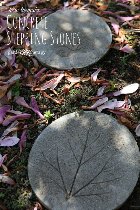 Making your own diy concrete stepping stones is a way to create functional art for the floor of your garden. Forge Your Own Path: 6 Ways to Make DIY Concrete Stepping ...