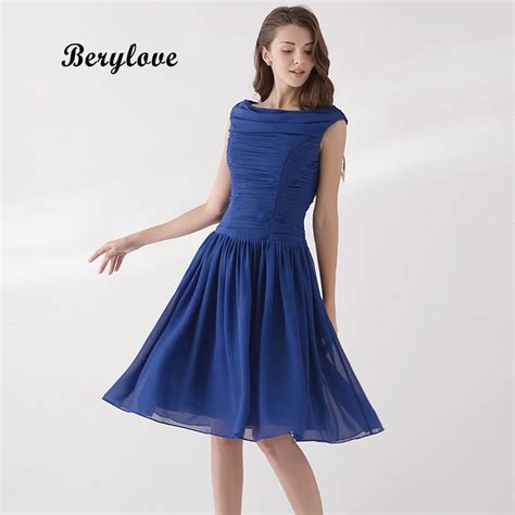 Berylove Simple Knee Length Navy Blue Bridesmaid Dresses 2018 Short
