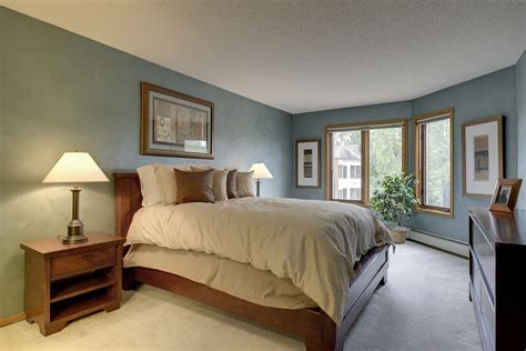How To Make Your Bedroom Feel More Spacious Sela Investments Sela