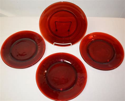 Royal Ruby Red Glass Set Of 4 Dinner Luncheon Plates 9