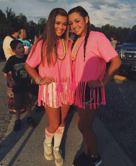 Pin By Graysonsullivan On Fnl Spirit Week Outfits Football Game