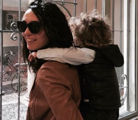 Possibile che a distanza di. Caterina Balivo col pancino, è in dolce attesa? (FOTO ...