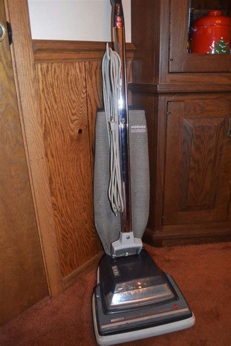 Vintage Hoover Vacuum Cleaner Vacumme