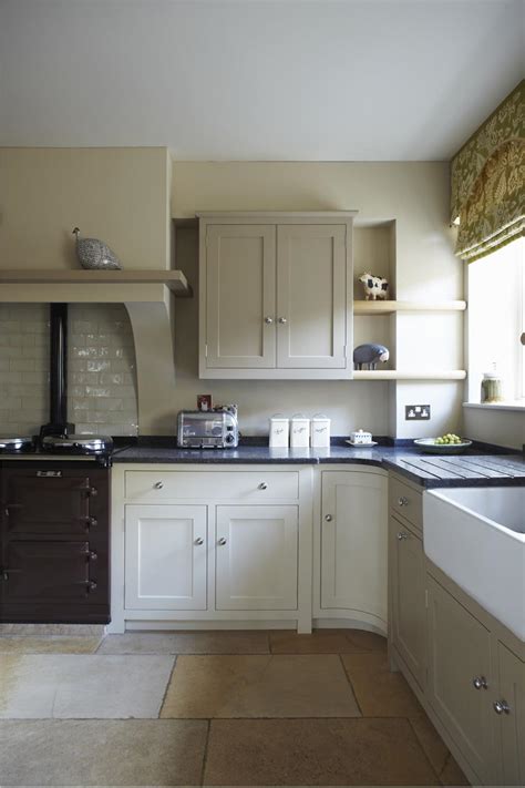For further information about our products, including guidance on safe use and application,. Farrow & Ball Inspiration