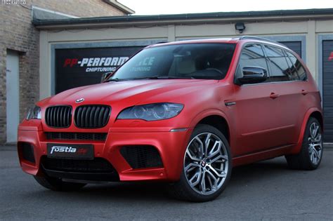 The x5 made its debut in 1999 as the e53 model. Frozen Red: Fostla BMW X5 M E70 mit Folierung und 650 PS