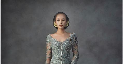 Documents similar to jenis dan pola petempatan. Jenis-jenis kebaya di malaysia
