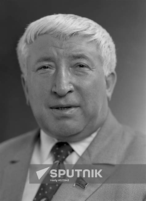 Rasul Gamzatov Sputnik Mediabank