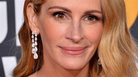 What We Know About Julia Roberts Daughter Hazel