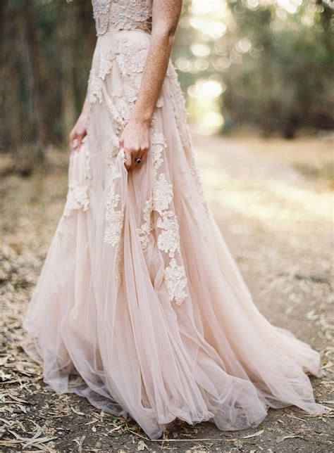 Picture Of Nude Lace Wedding Dresses