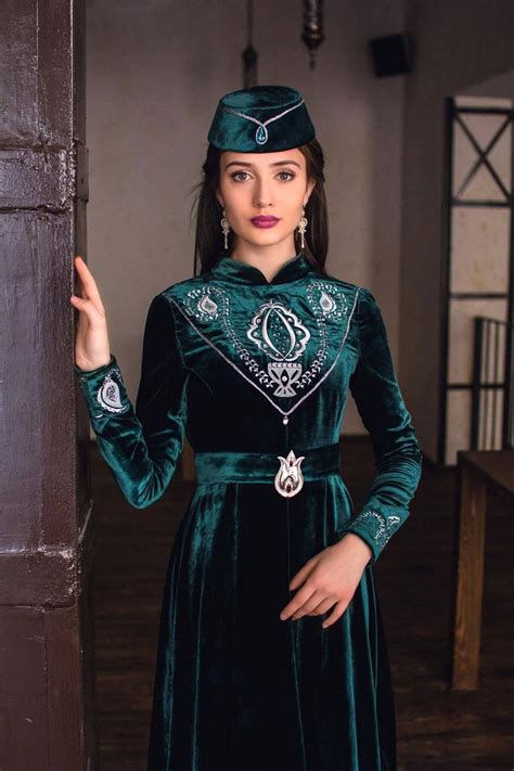 Pin By Freegirl On Crimean Tatar Costume Stylish Women Fashion Muslim Fashion Outfits