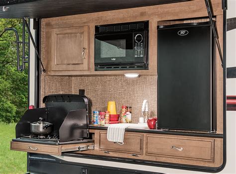 Awesome Small Camper With Rear Outdoor Kitchen