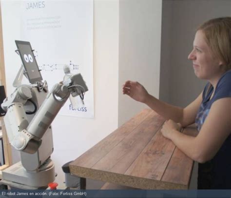 Robot Lee Lenguaje Corporal Para Servir Bebidas Pdm Productos Digitales Móviles