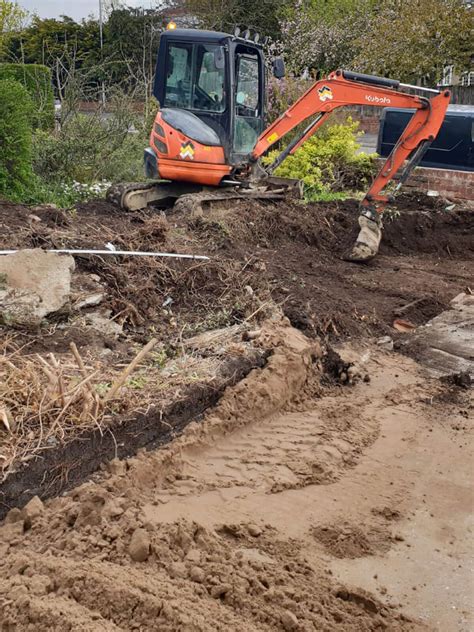 While we typically think of offices as massive structures made of concrete, steel and glass, it's often the landscaping that makes the difference in. Advanced Paving & Construction Home - Advanced Paving and ...