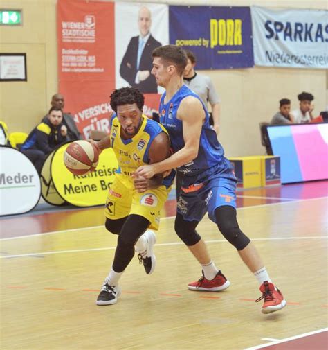 Pölten is an austrian association football club from sankt pölten, capital of the austrian state of lower austria. SKN St. Pölten: Beruf Basketball-Profi - "Es wurde mir in ...