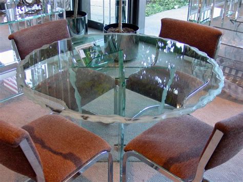 Sleep peacefully with your desk out of your line of sight. Custom glass table tops-albuquerque nm | Glass coffee table