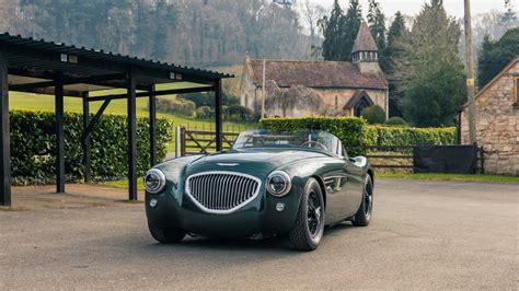 Catons Austin Healey 100 Restomod Is One Sweet Roadster Autoevolution