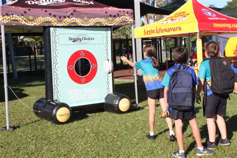 Celebrity Watch At Caboolture East State School Five Family Radio