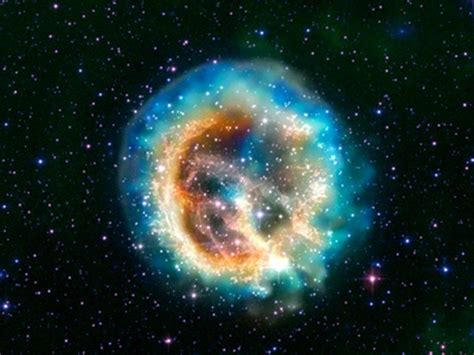 Supernova Sagittarius A East The Remnants Of A 10000 Year Old