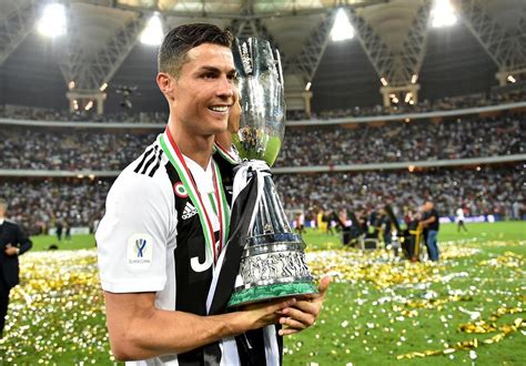 From transfer news, to rumours, team news & stats, we cover it all. Cristiano Ronaldo and Juventus celebrate winning Italian ...
