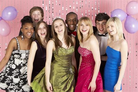 Is It Too Soon To Talk To Your Teen About Prom Night Drinkingmonitech