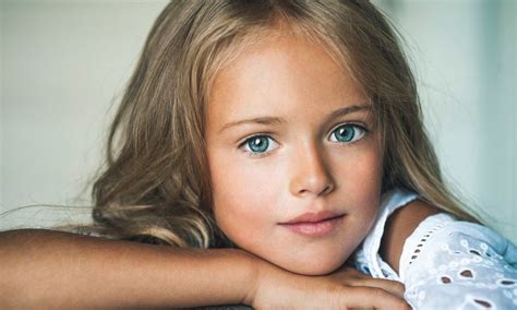 Considerada “a Mais Bonita Do Mundo” Menina De 8 Anos Levanta Debate