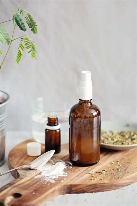 Avoid that by mixing a small bit of organic cocoa powder into. DIY Dry Shampoo Spray | HelloGlow.co